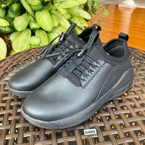 Clove Classic Shoes Women’s Sneakers Black 6.5 Work Nursing Running Walking